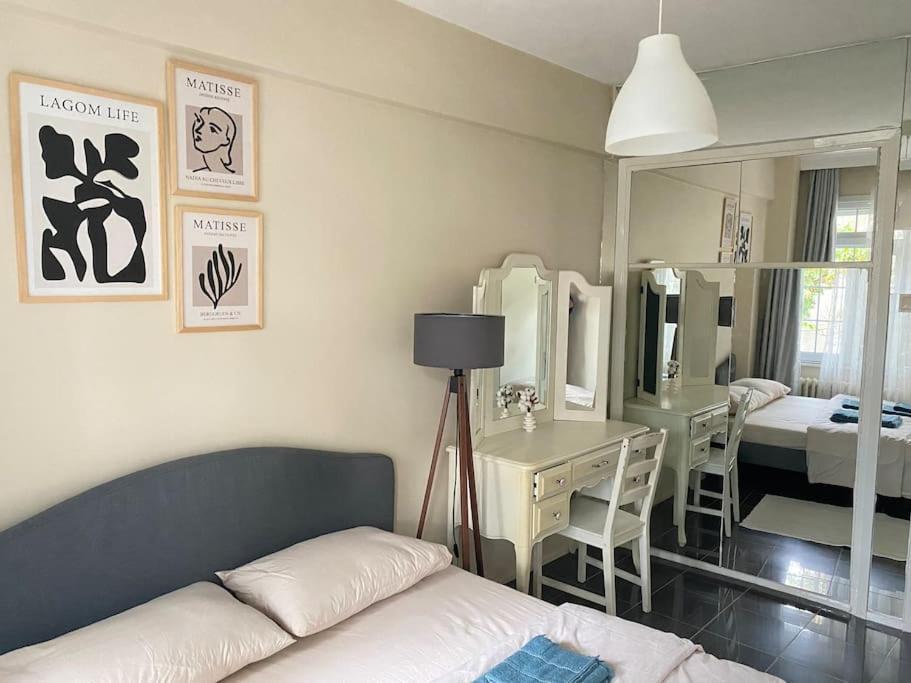 Appartement Comfy - Spacious Flat On The Kadikoey Seaside à Istambul Extérieur photo
